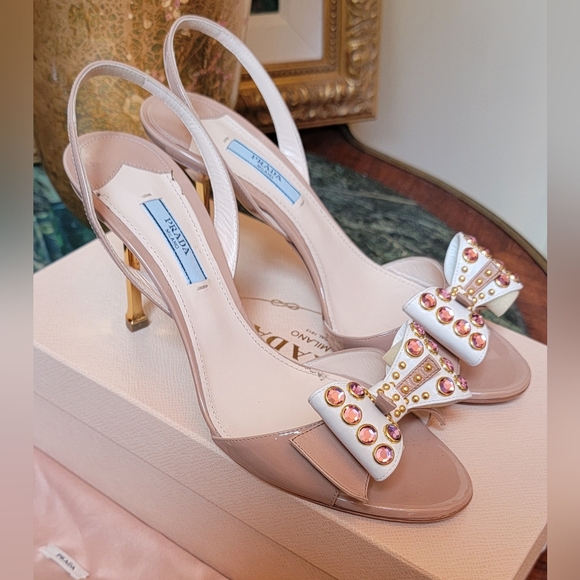 $900 NIB PRADA VERNICE NUDE LEATHER PINK CRYSTAL BOW GOLD HIGH HEEL SANDAL 9.5 - Picture 14 of 15